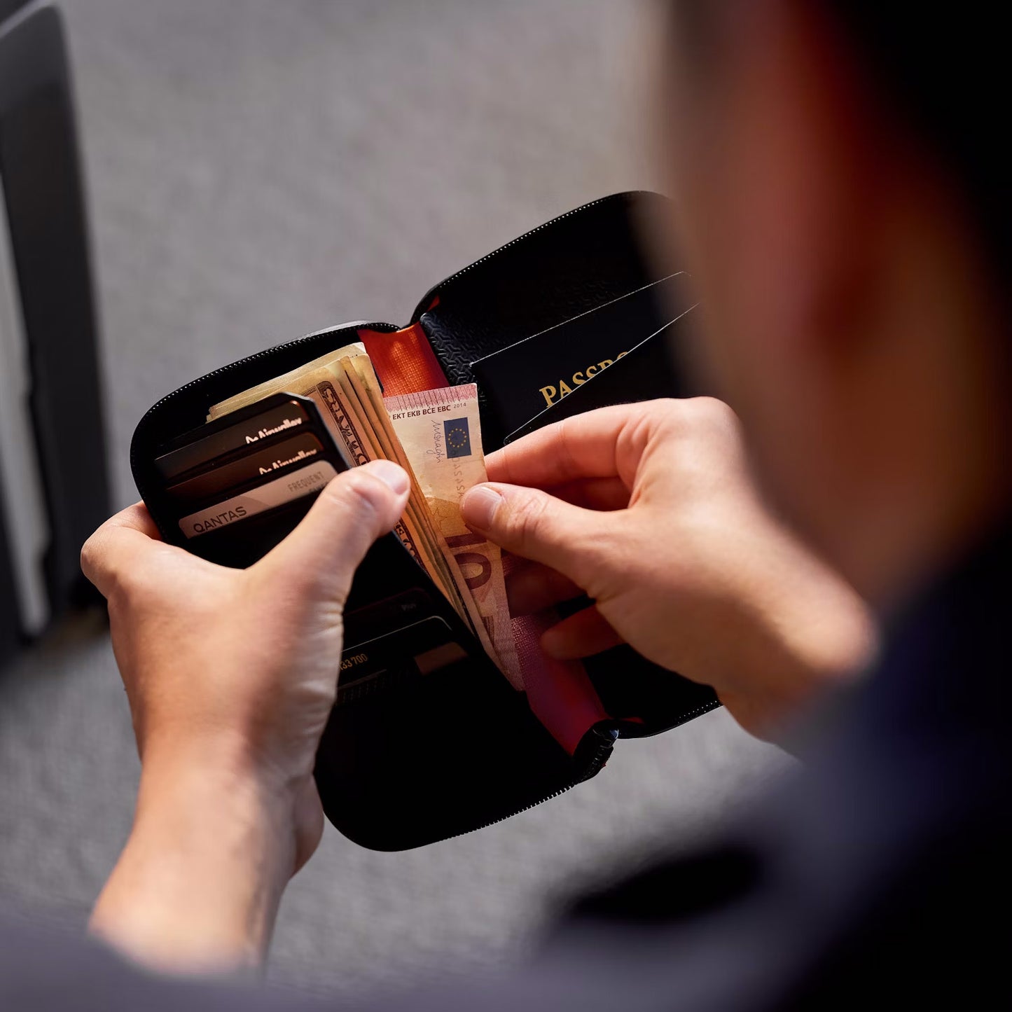 Bellroy Travel Folio Carryology Essentials Edition, Black Ash