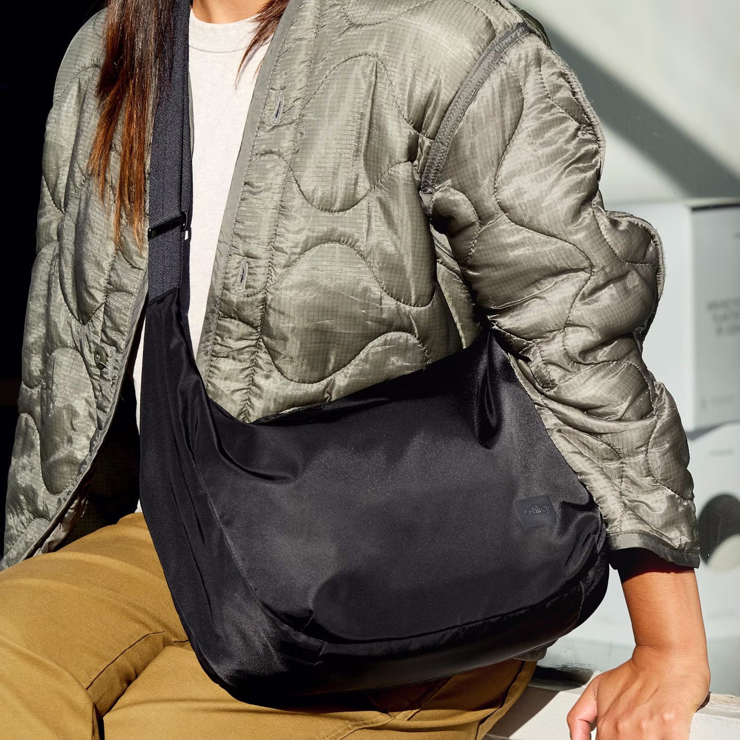 Bellroy Laneway Crescent Bag 12L, Ink