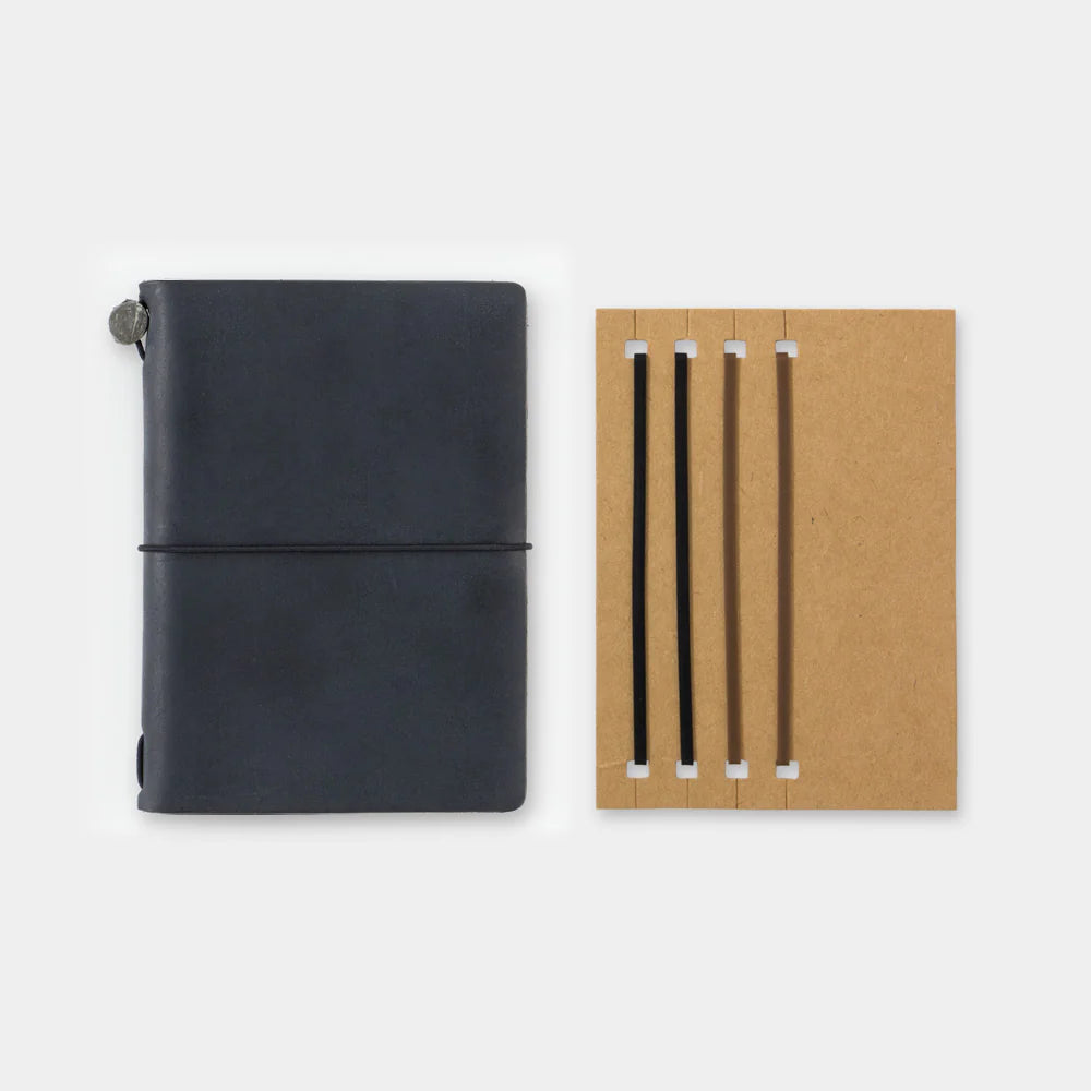 Traveler's Company 011 Connecting Rubber Band, Passport Size