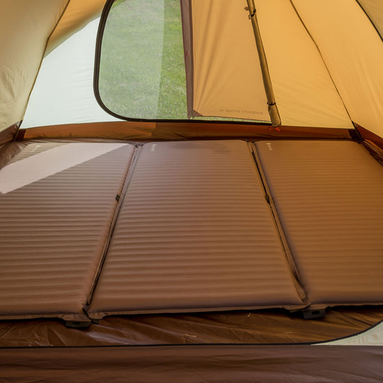 Snow Peak Amenity Dome M, Entry
