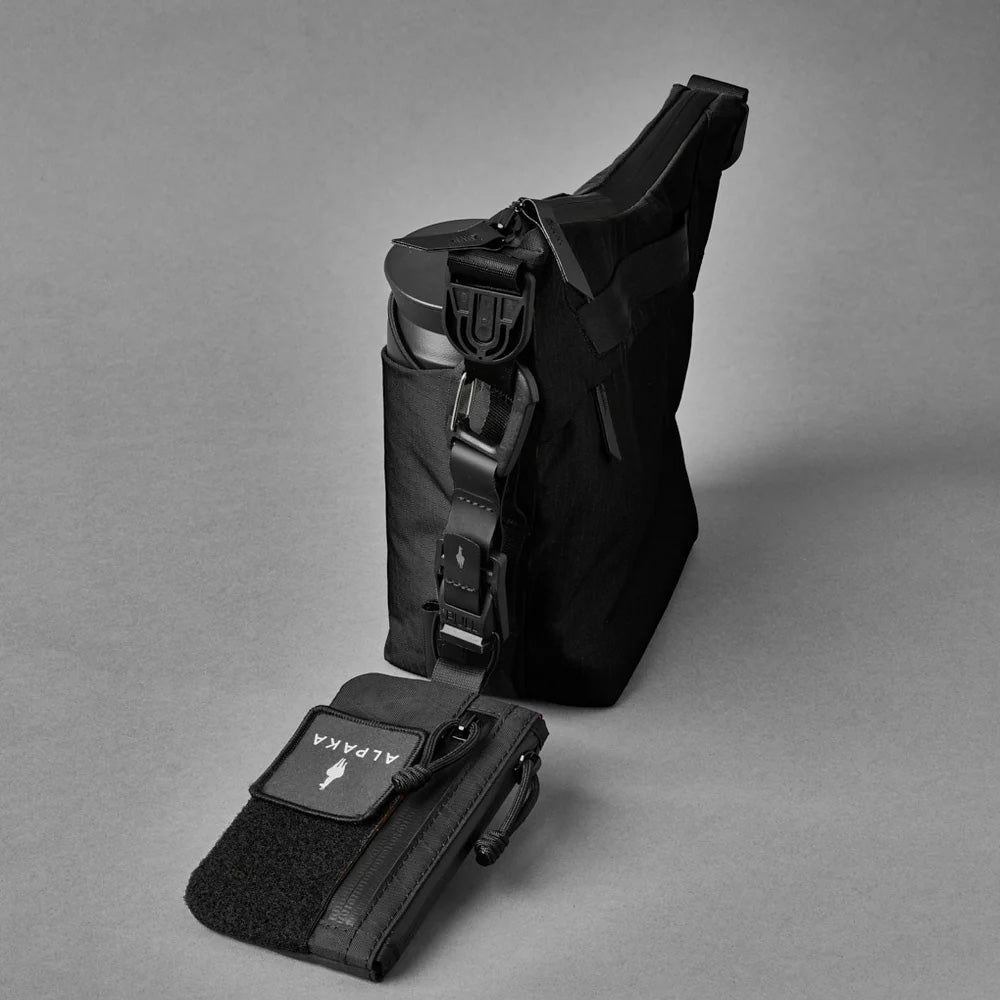 ALPAKA Flow Satchel 2L Axoflux 210D, Black