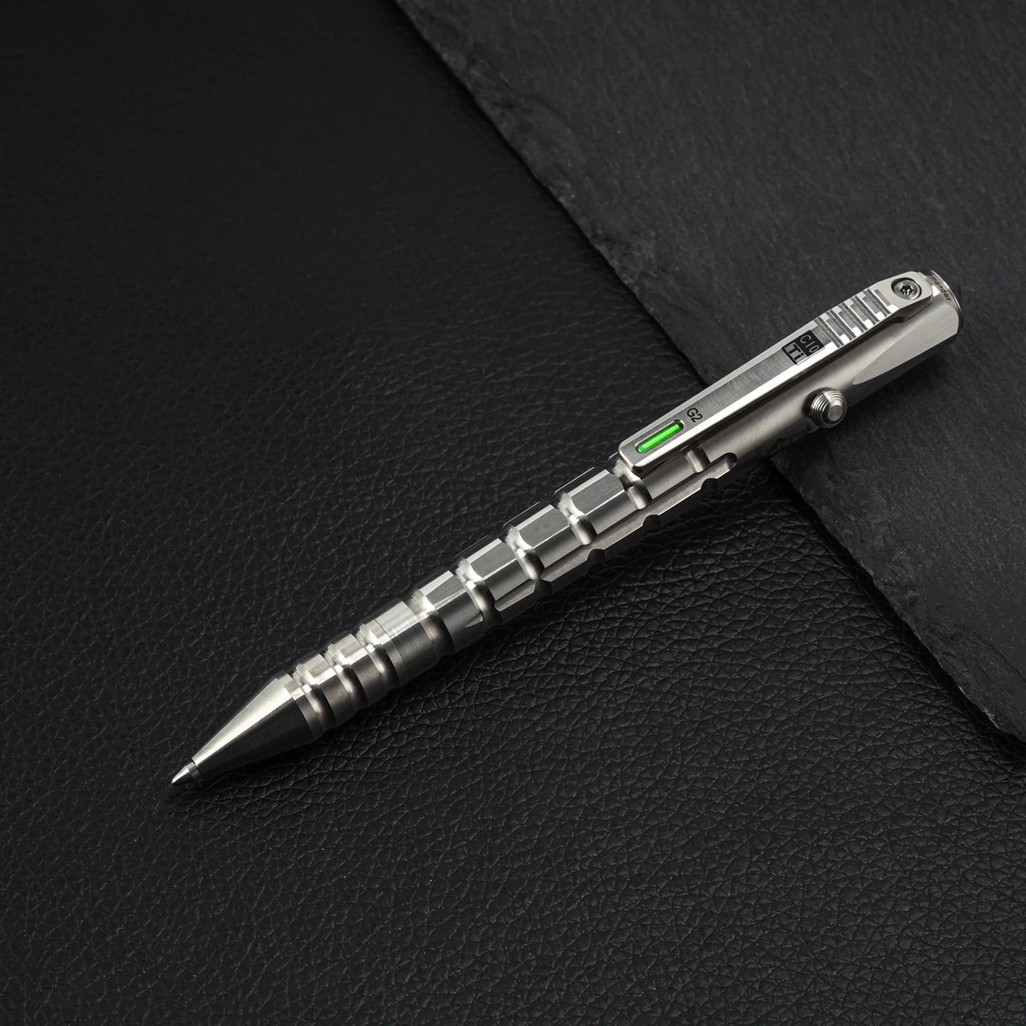 RovyVon Commander C10 (G2) Titanium Bolt Action Tactical Pen, Natural