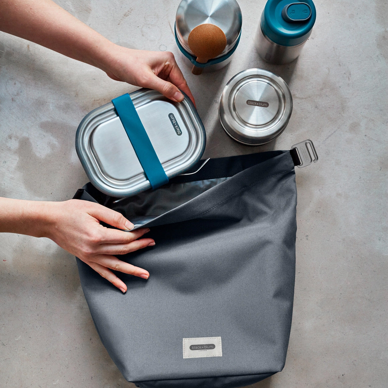 Black + Blum Insulated Lunch Bag 6.7L, Beige