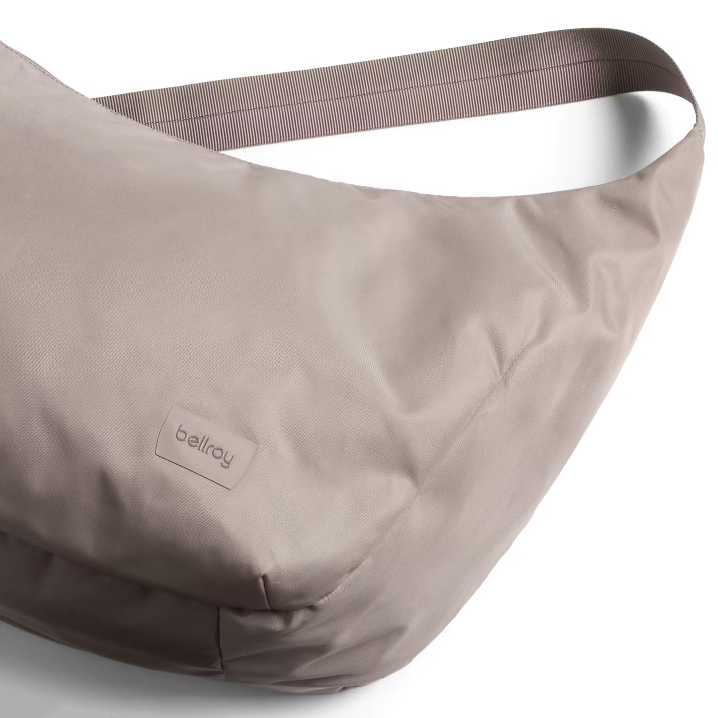 Bellroy Laneway Crescent Bag 12L, Fawn