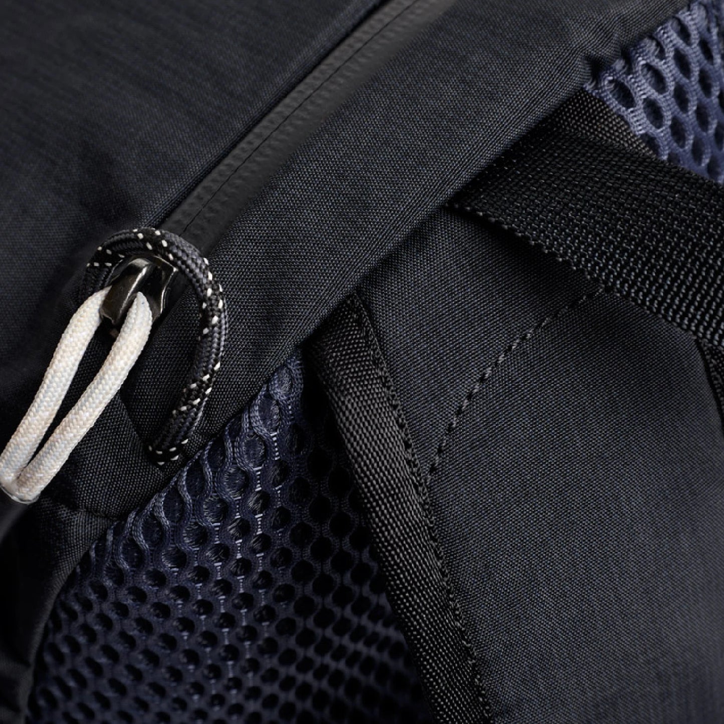 Bellroy Lite Daypack, Black