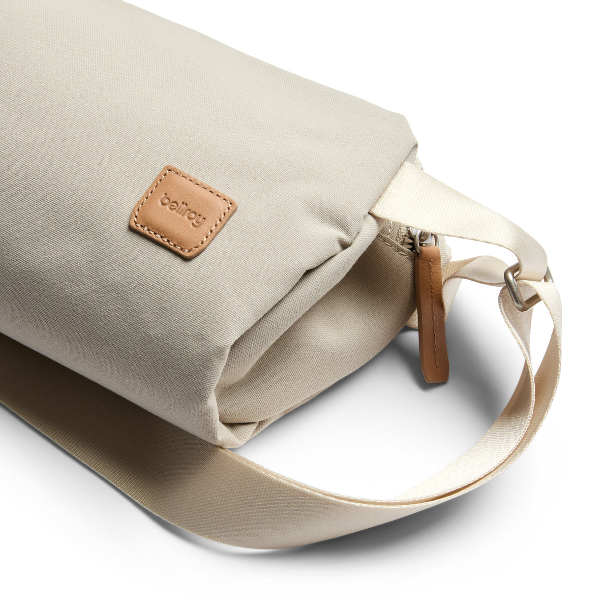 Bellroy Classic Sling 3L, Tahini