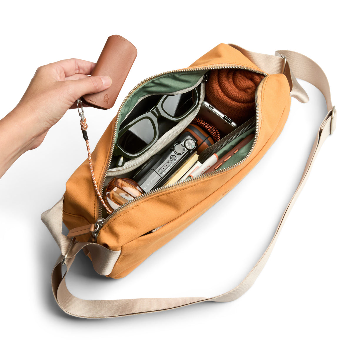Bellroy Classic Sling 7L, Butterscotch