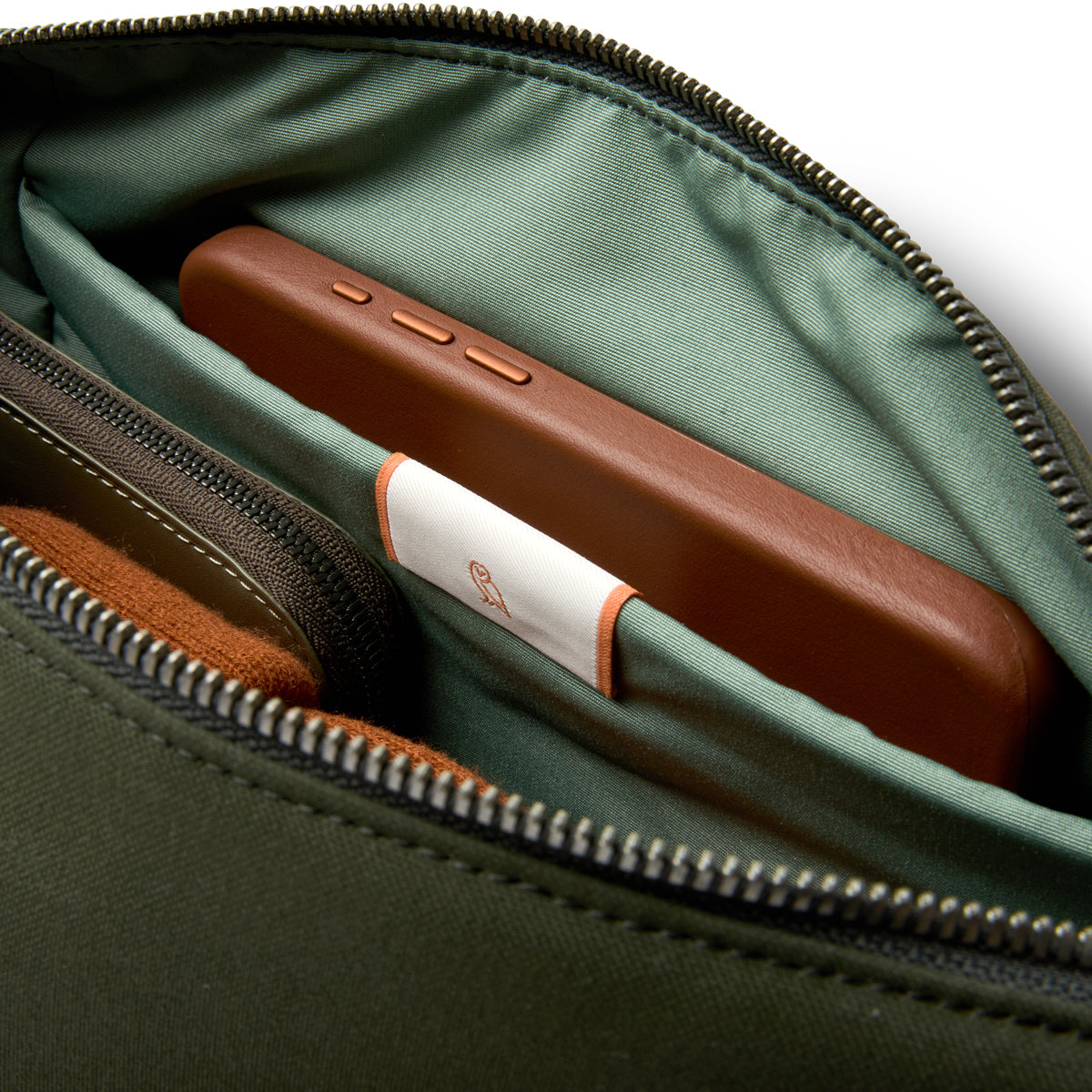 Bellroy Classic Sling 7L, Olive