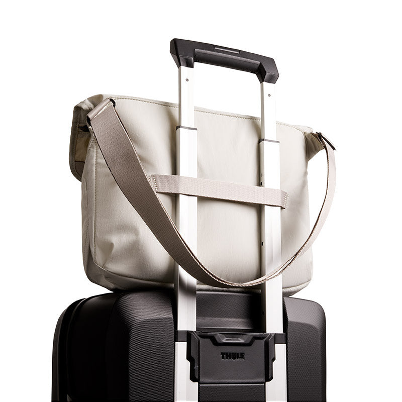 Bellroy Cinch Messenger Bag 12L, Oat