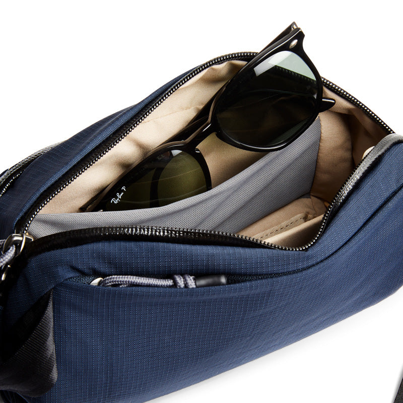 Bellroy Venture Ready Sling 2.5L, Night Sky