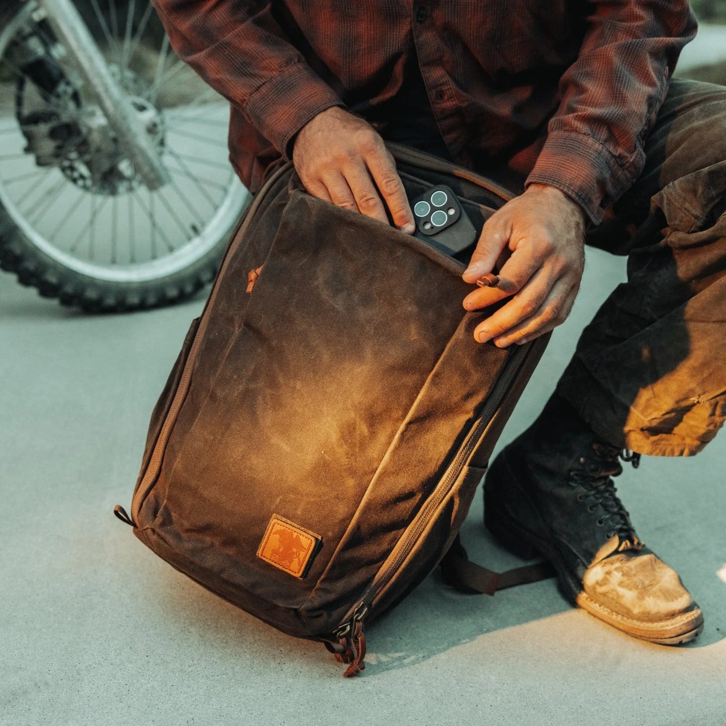 EVERGOODS Griffin II Edition Civic Travel Bag 26L, Waxed Camo