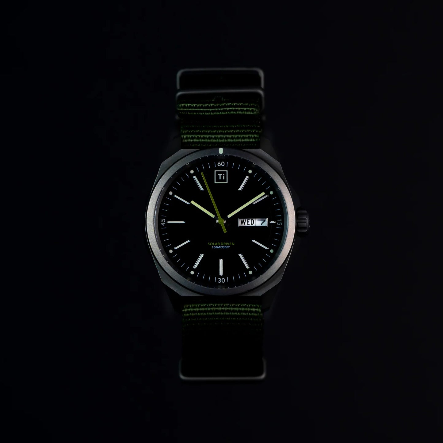 Big i Design Ti Field Watch Solar Driven, Stonewashed