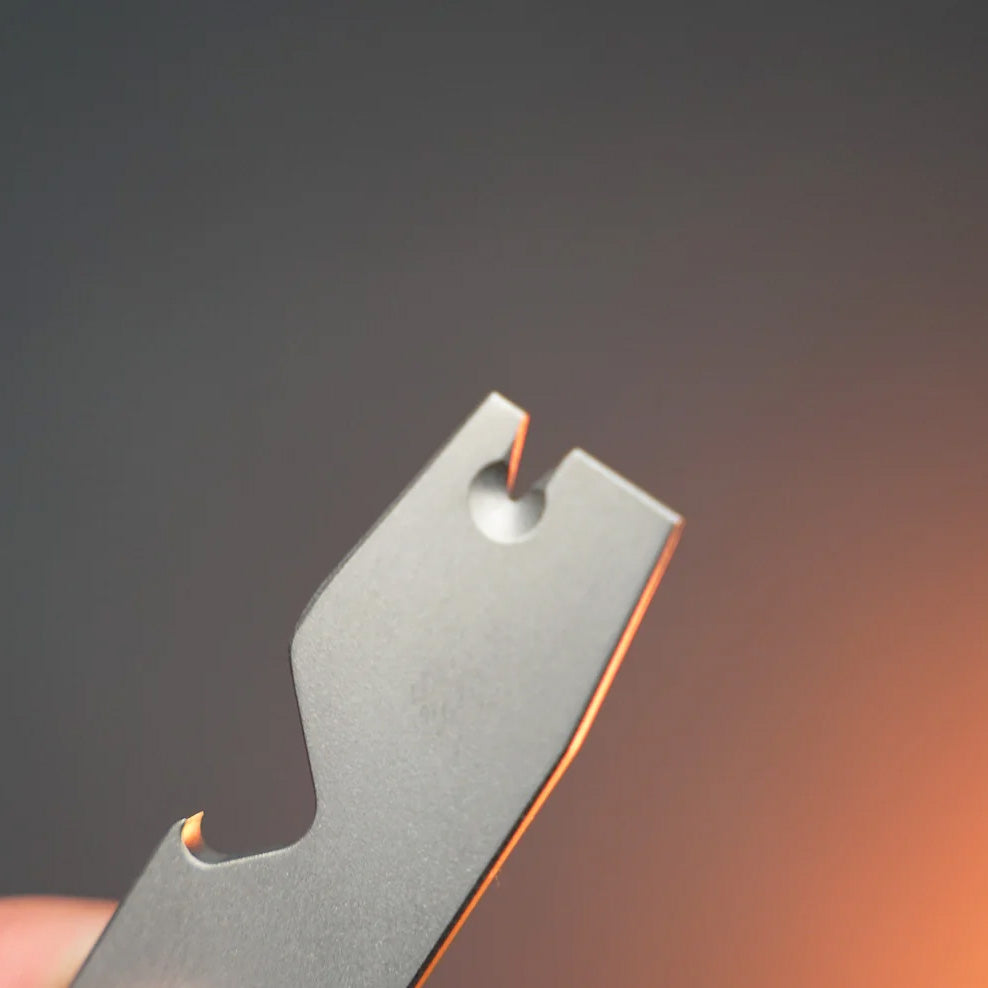 Daily Carry Co HandyPry Titanium Pry Bar