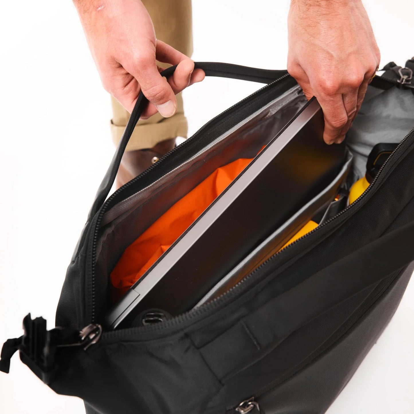 EVERGOODS Transit Briefcase 20L, Solution Black
