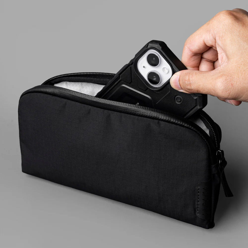 ALPAKA Flight Pouch Axoflux 210D, Black