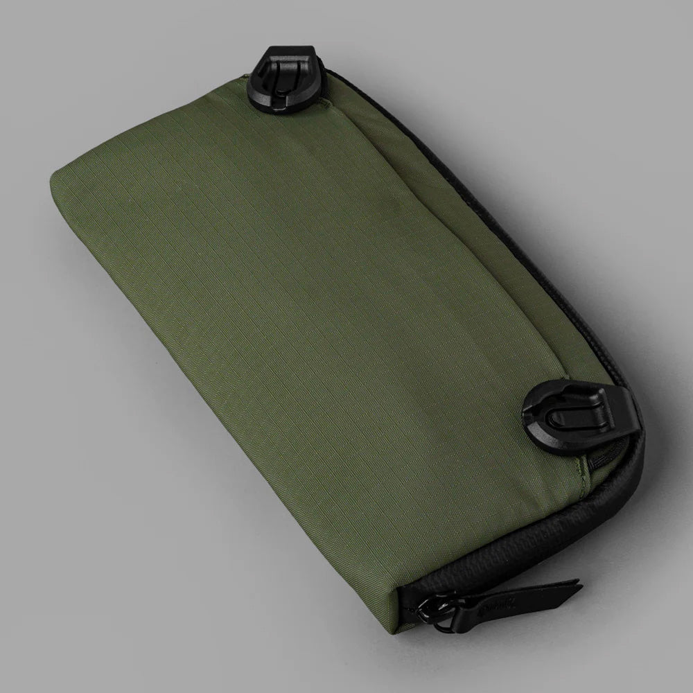 ALPAKA Flight Pouch Axoflux 210D, Green