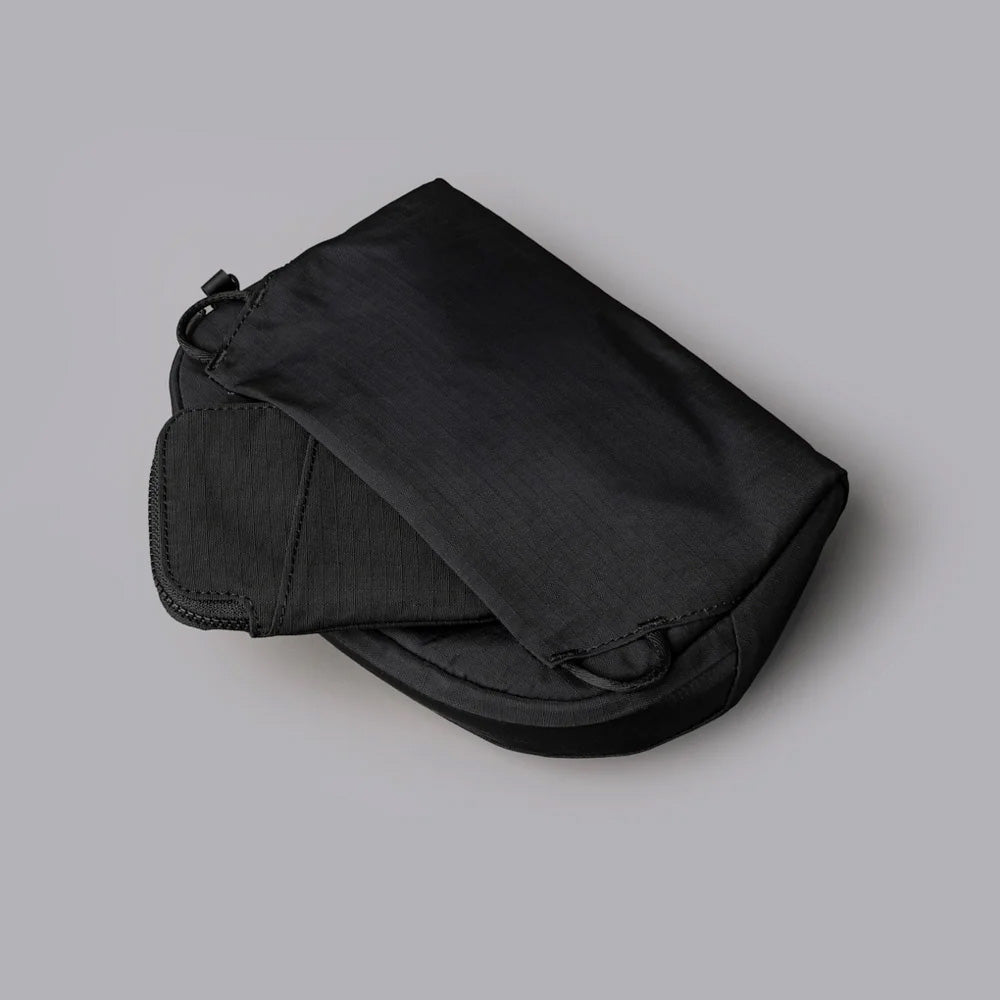 ALPAKA Flight Sling Axoflux 210D 1L, Black