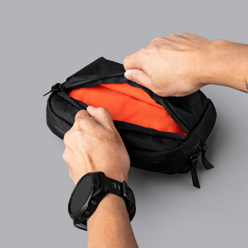 ALPAKA Flight Sling X-Pac VX42 1L, Black