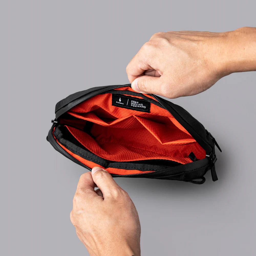 ALPAKA Flight Sling X-Pac VX42 1L, Black