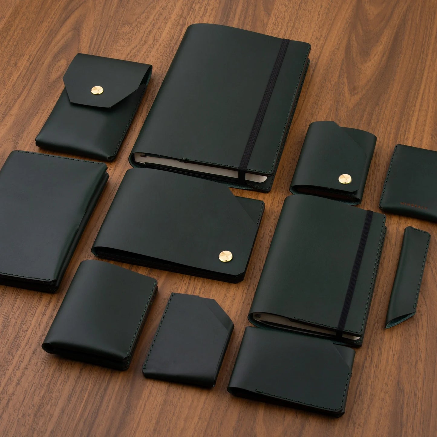 Wingback Winston Card Holder, British Racing Green