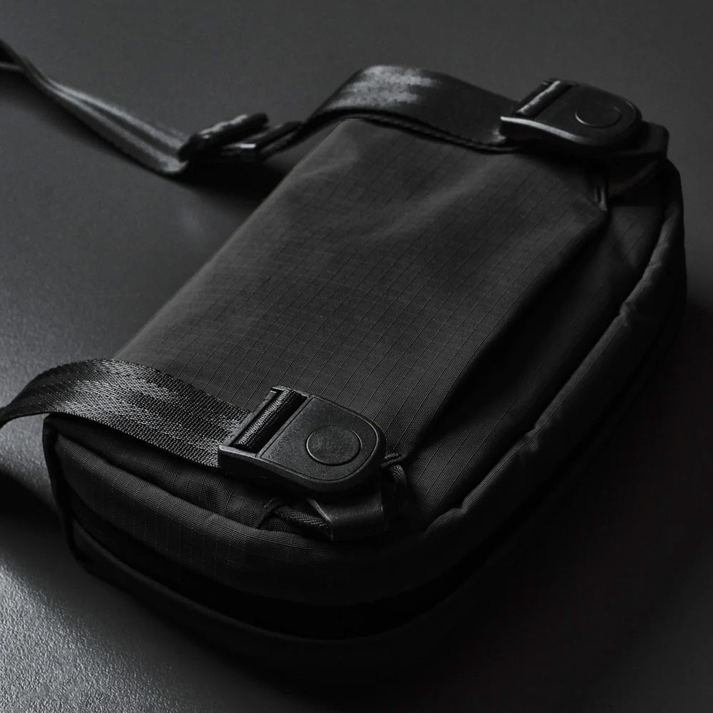 ALPAKA Toiletry Bag Axoflux 210D, Black