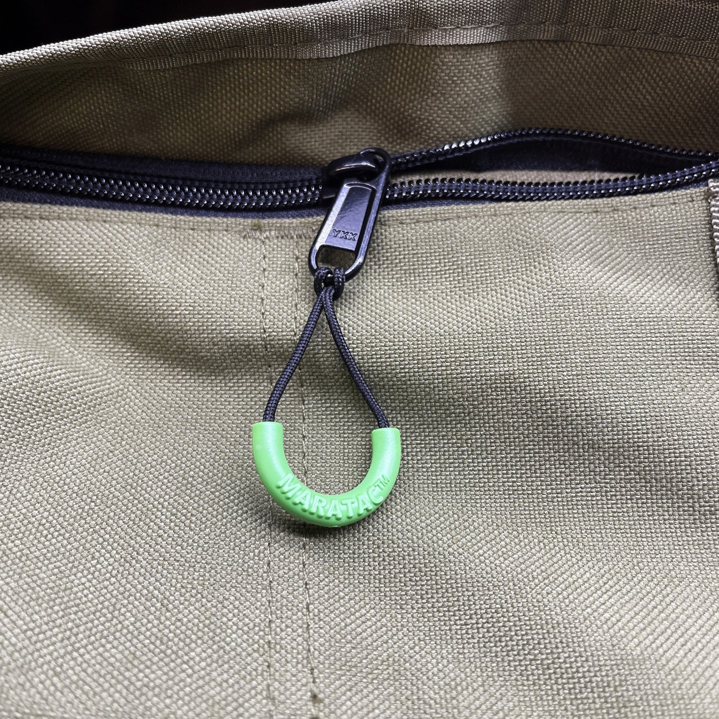 CountyComm Zipper Pull - Hi Viz (3 Pack), Zombie Green