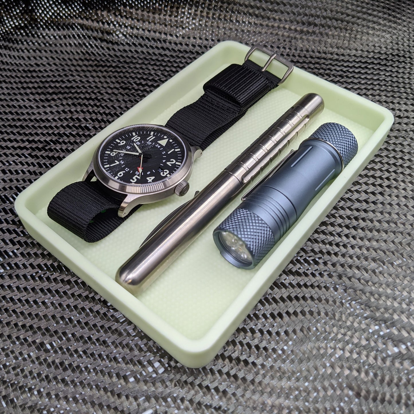 CountyComm Glow Parts Tray - Non Slip ( Limited Edition )