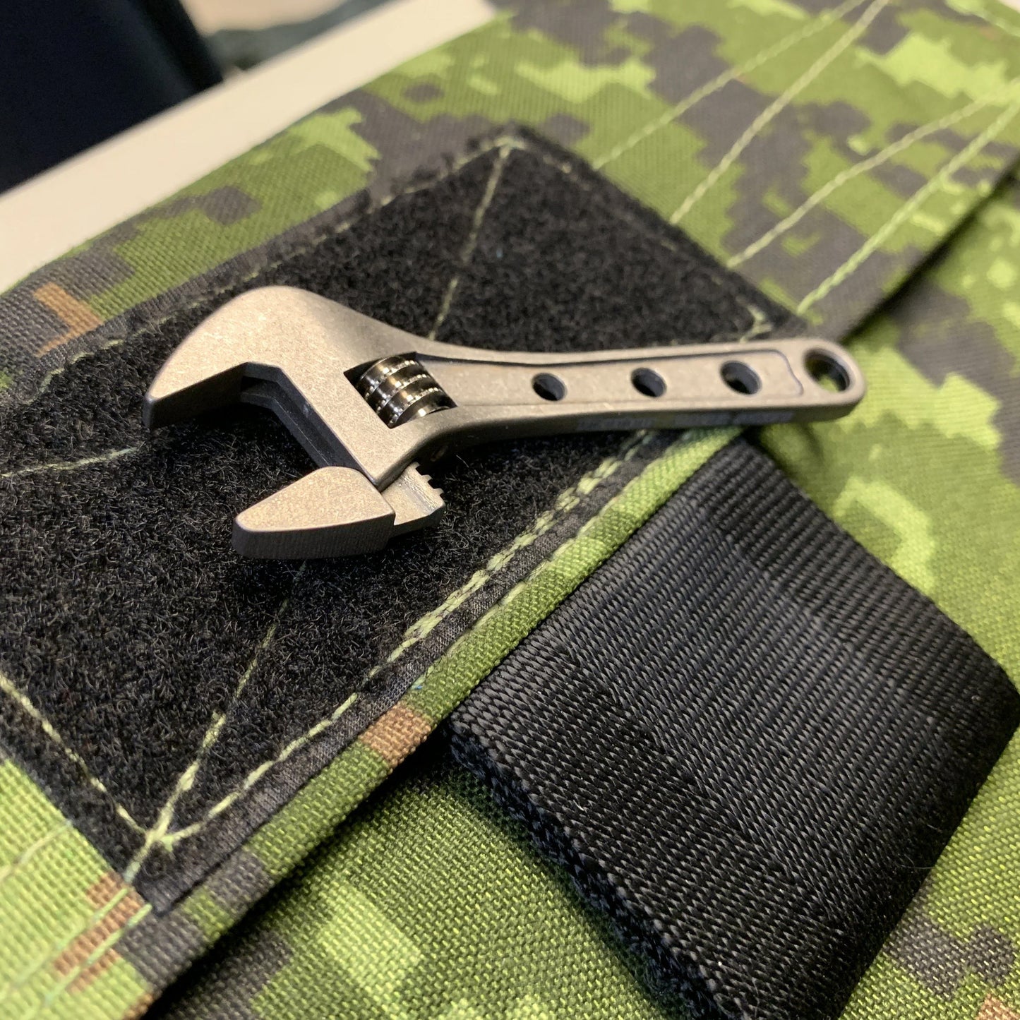 CountyComm Small Adjustable Wrench Titanium 3 Inch