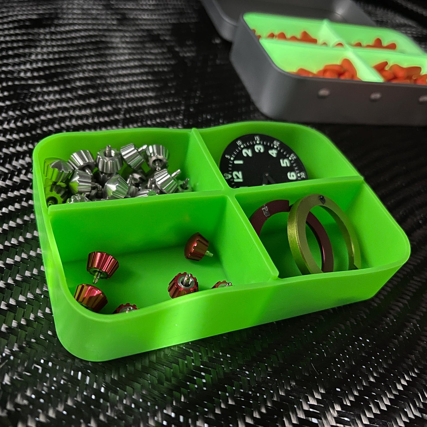 County Comm BIG Industrial Strength Survival Food Grade Tins, Zombie Green Silicone Divider (Only)