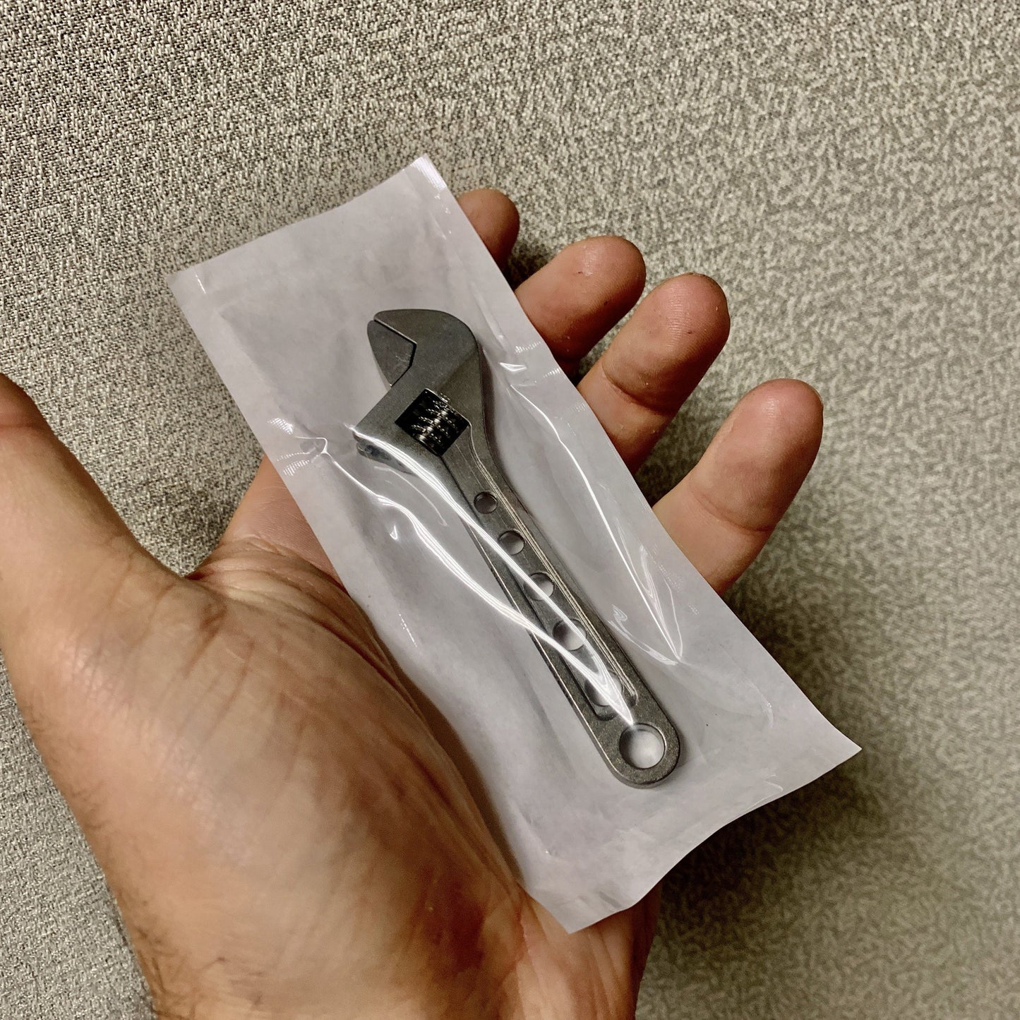 CountyComm Adjustable Wrench Titanium 4 Inch