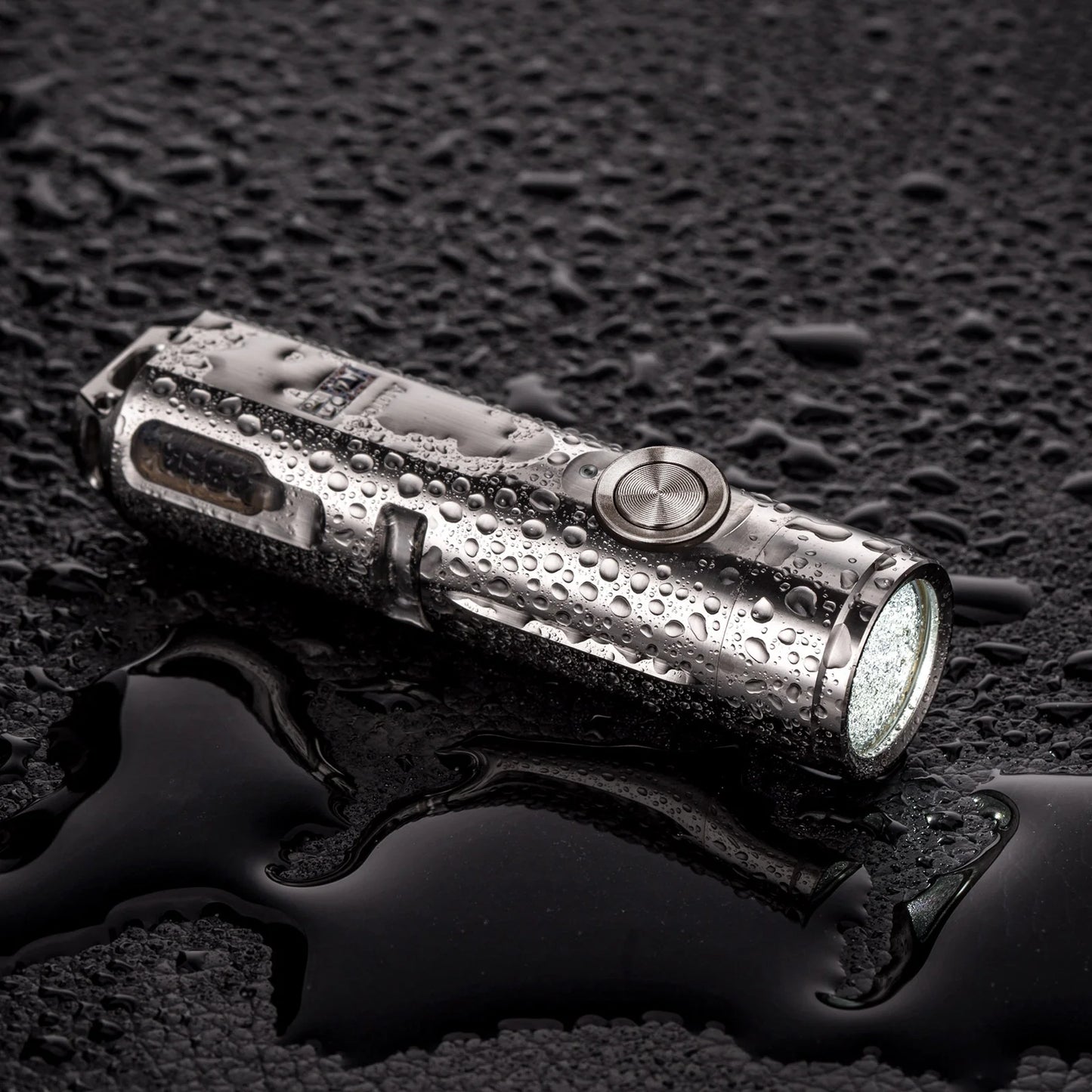 RovyVon Aurora A4 Pro USB-C Titanium Keychain Flashlight 6500K
