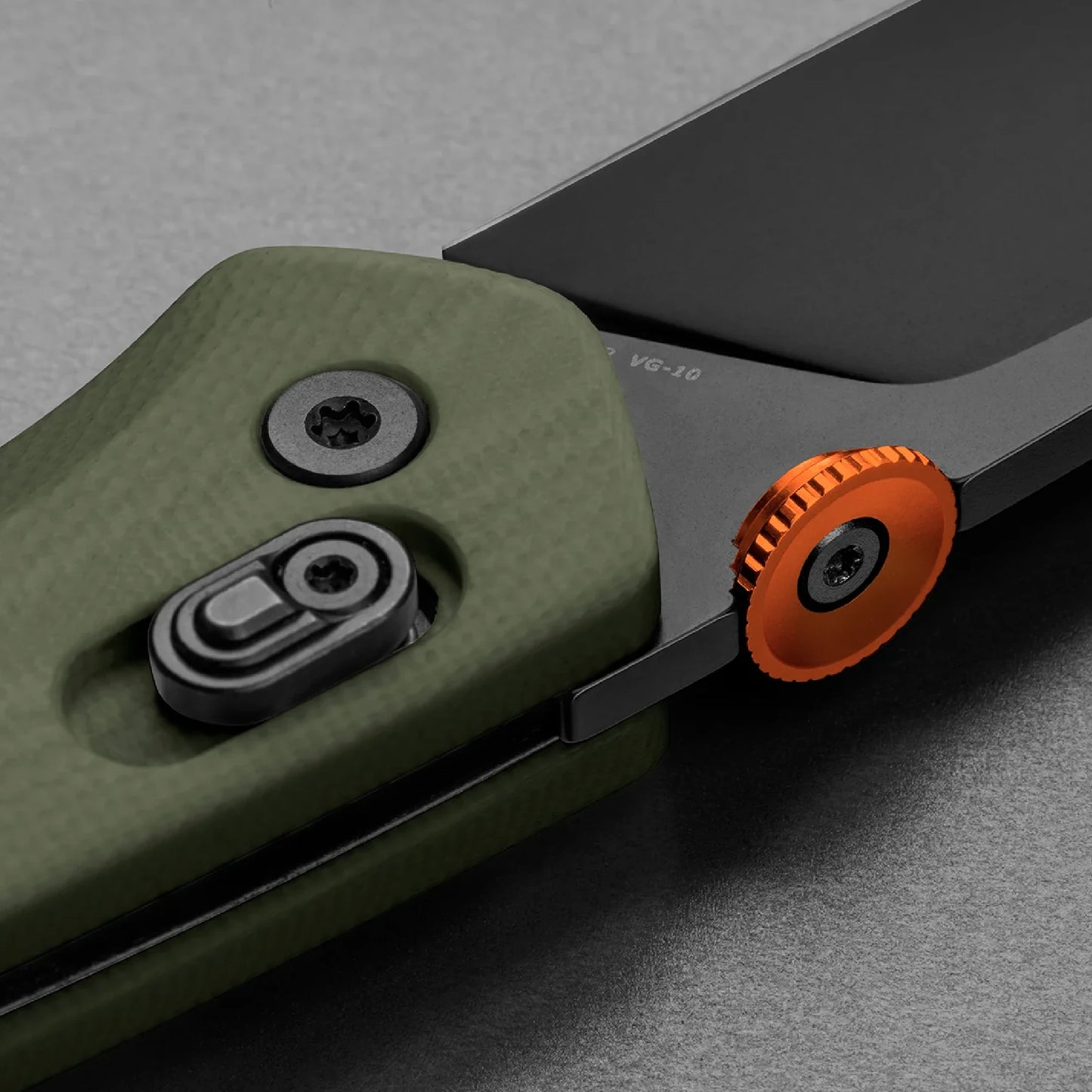 The James Brand The Carter G10 Straight, OD Green/Orange/Black