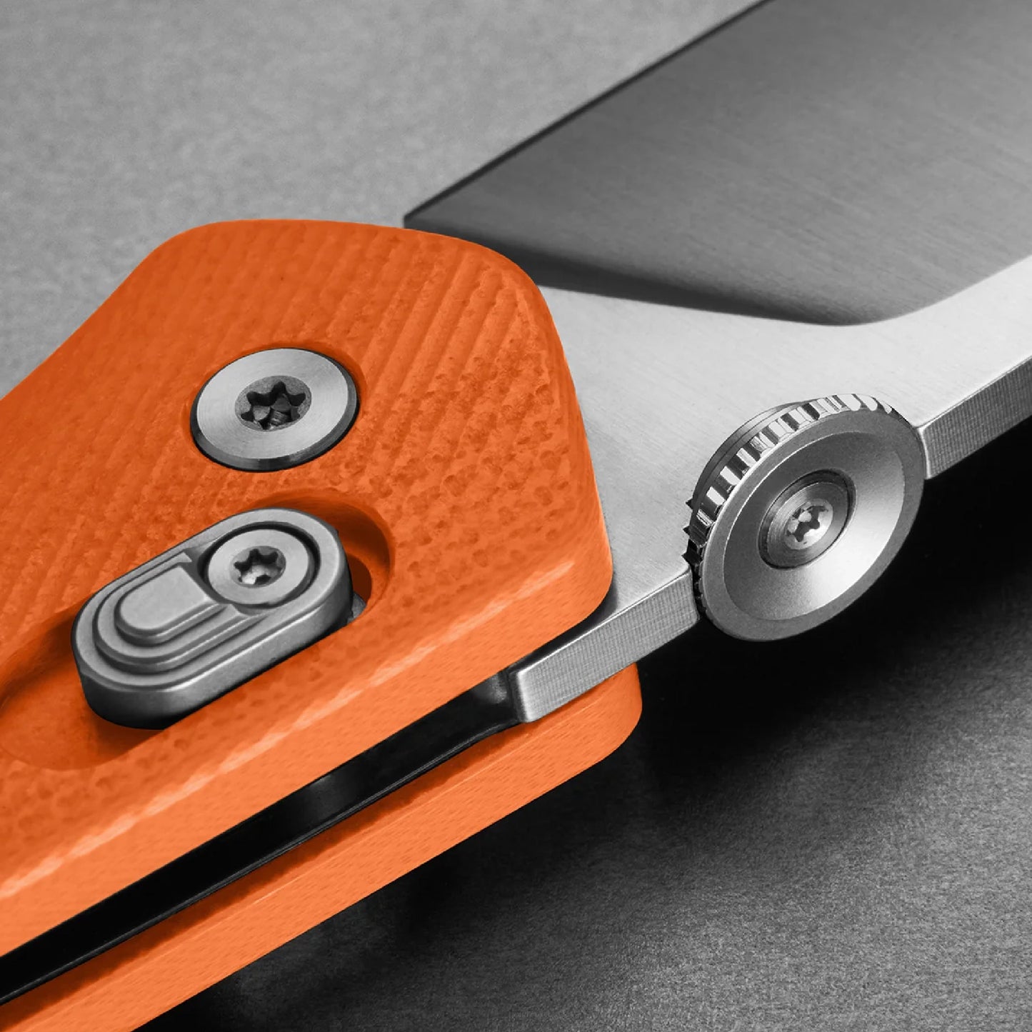 The James Brand The Carter G10 Straight, Orange/Stainless
