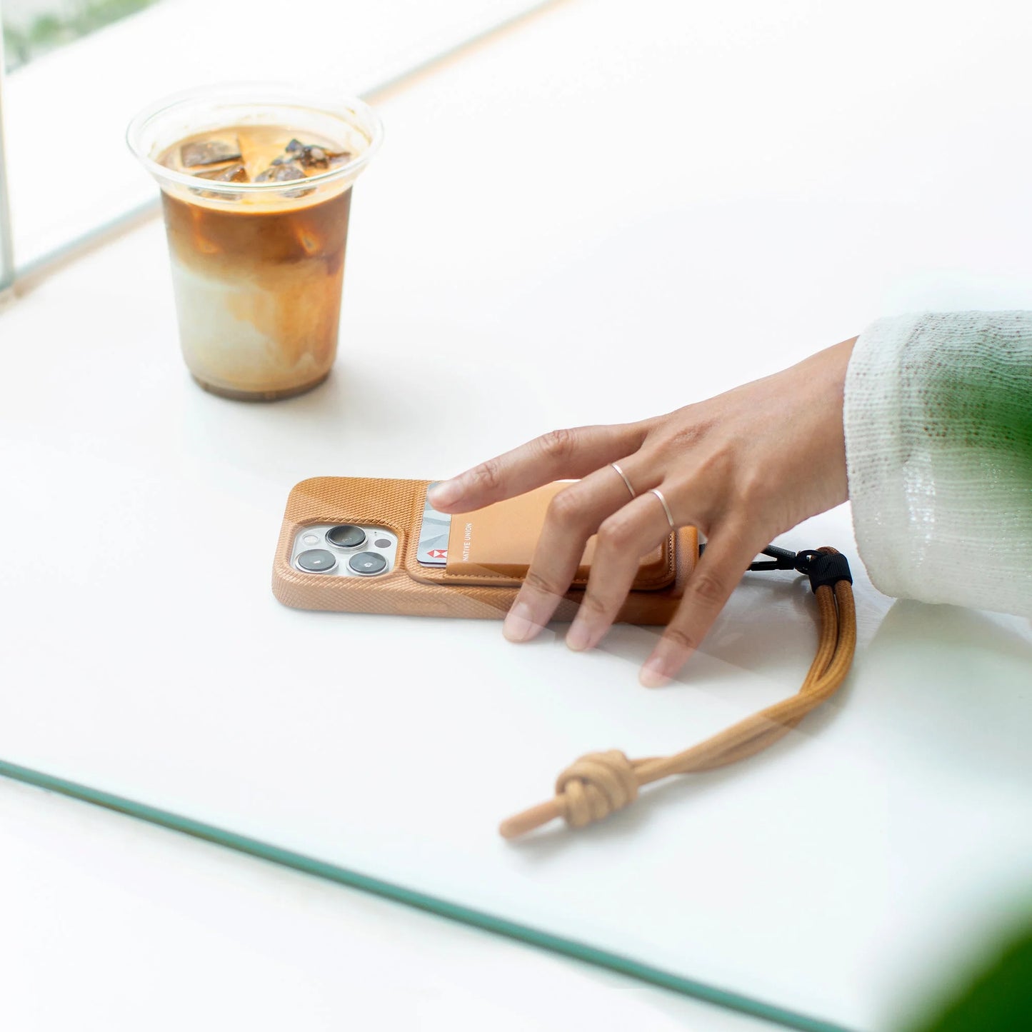 Native Union (Re)Classic Magnetic Wallet