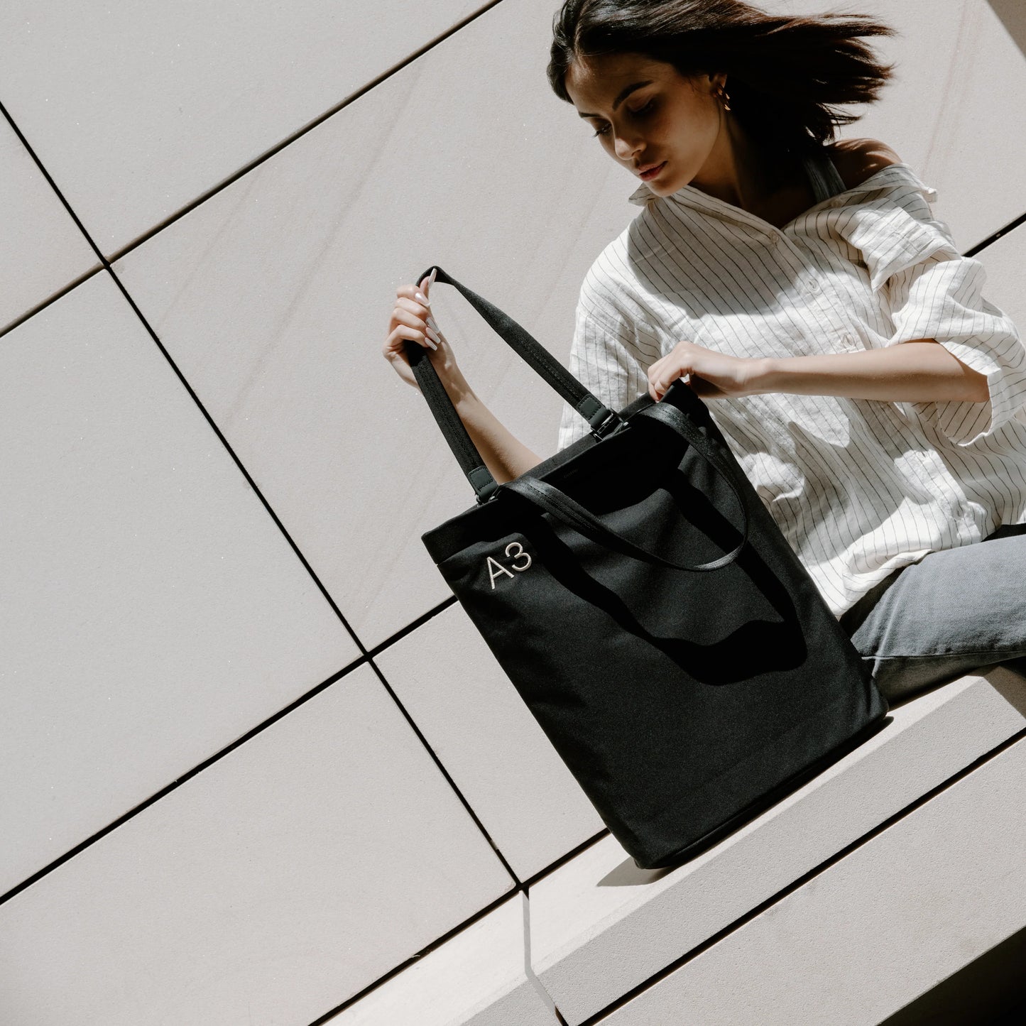 Memobottle™ A3 Daily Tote, Black Ash