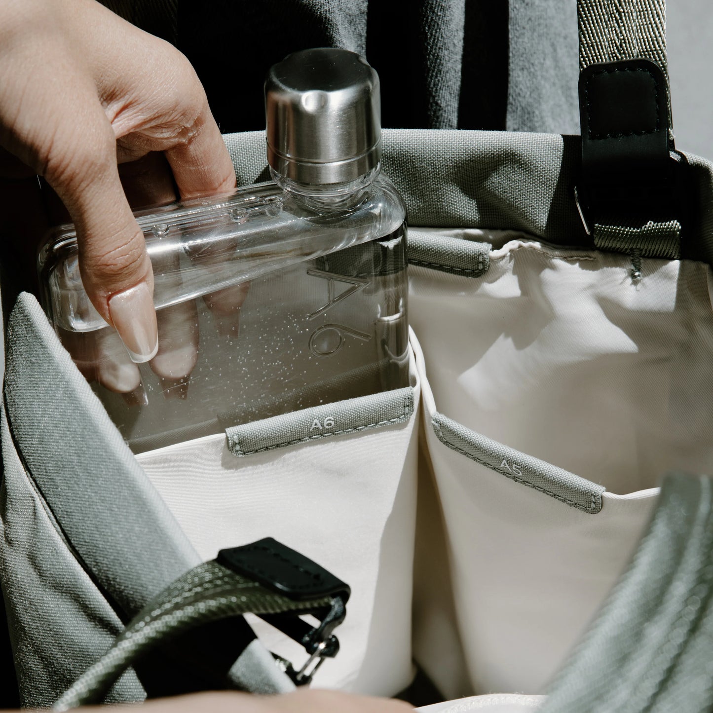 Memobottle™ A3 Daily Tote, Eucalypt