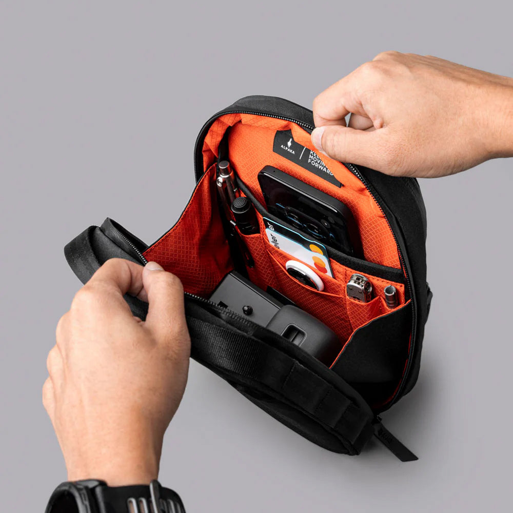 ALPAKA Metro Sling Max Axogrid 300D, Black