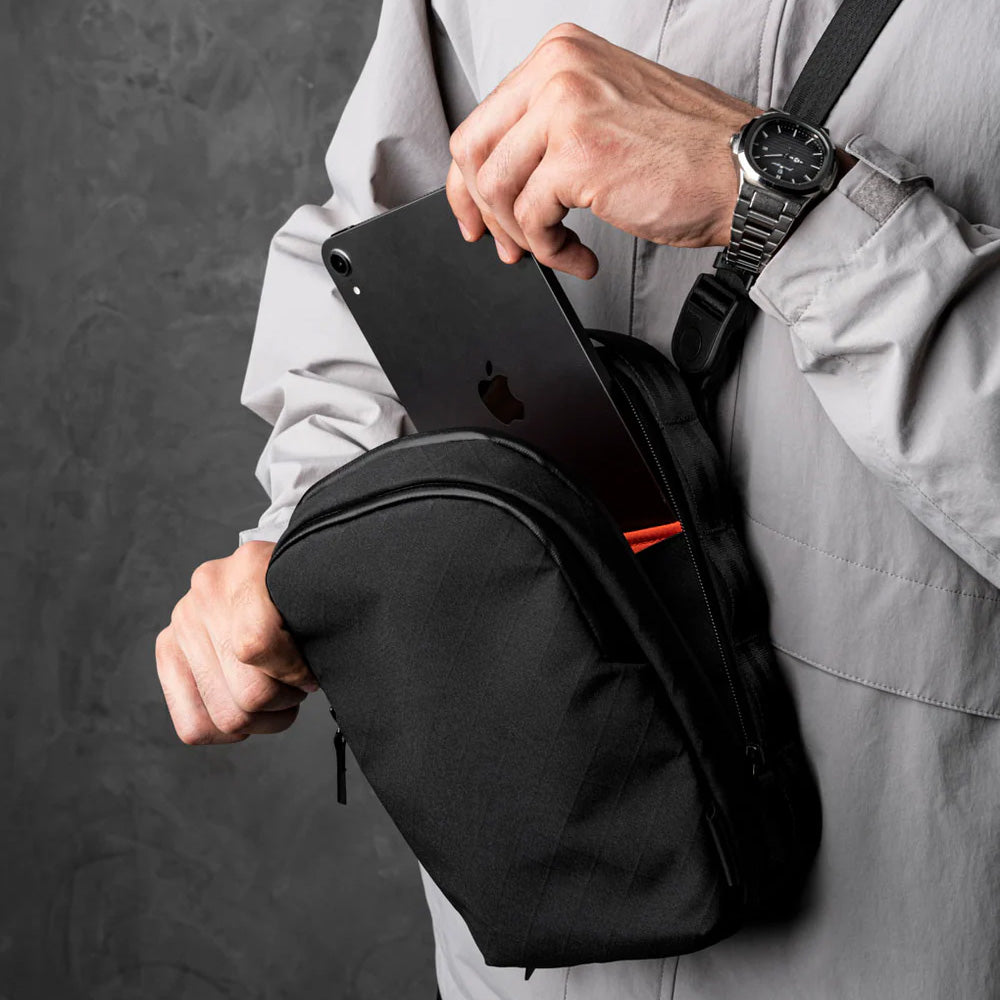 ALPAKA Metro Sling Max Axogrid 300D, Black