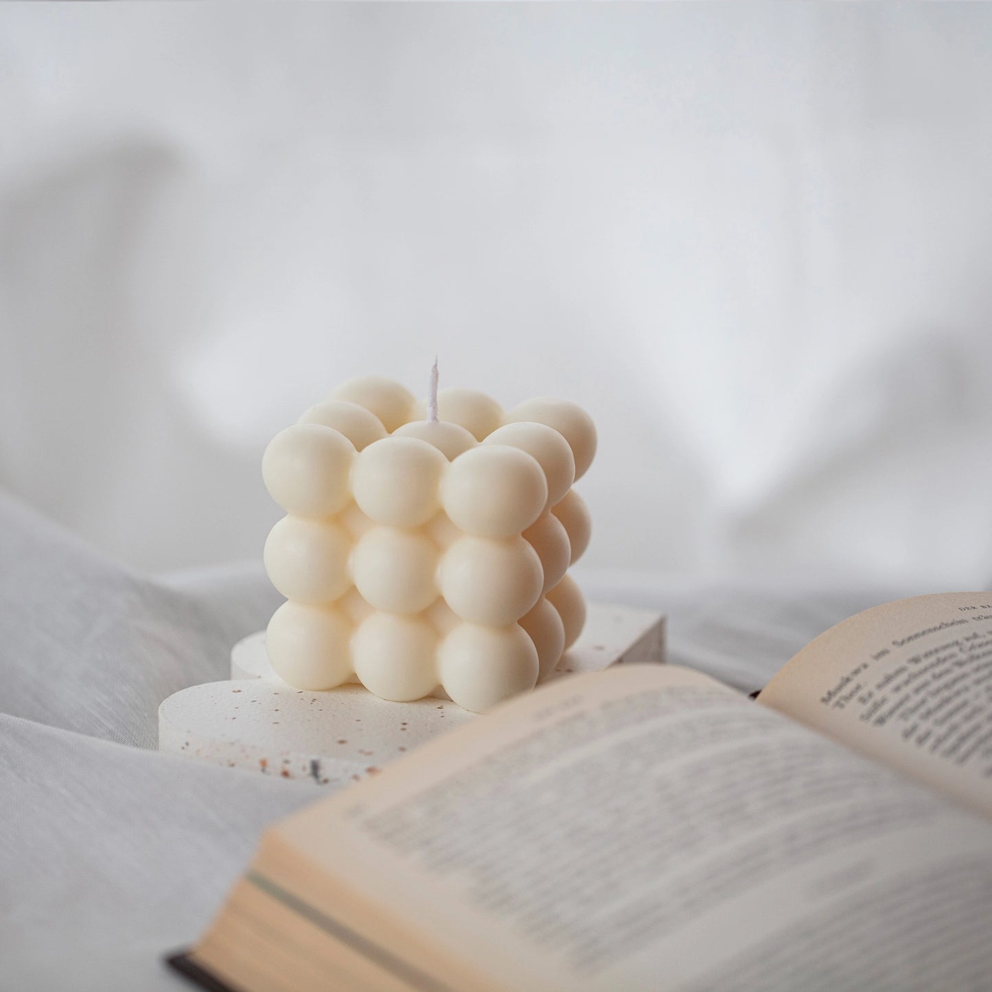 Ordinate Bubble Handmade Candle 3x3