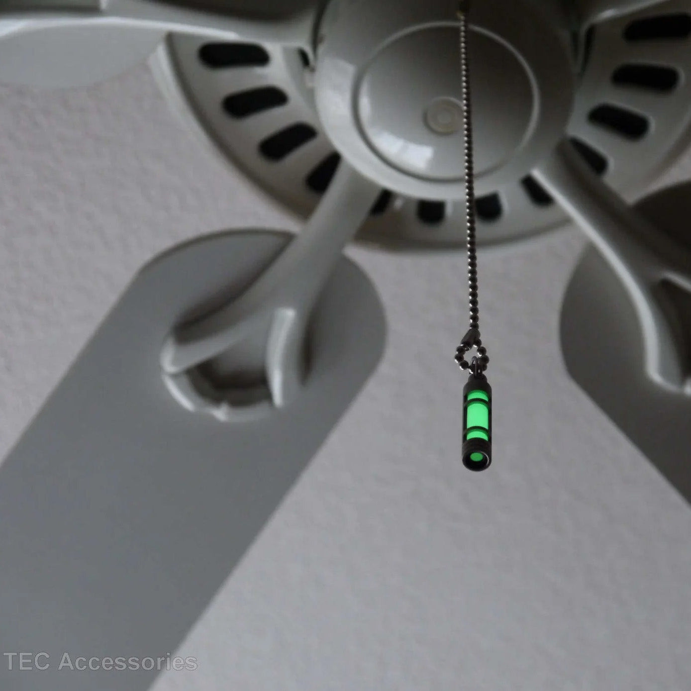 TEC-Accessoires TEC-A3 Embrite Glow Fob, Black / Agua Glow