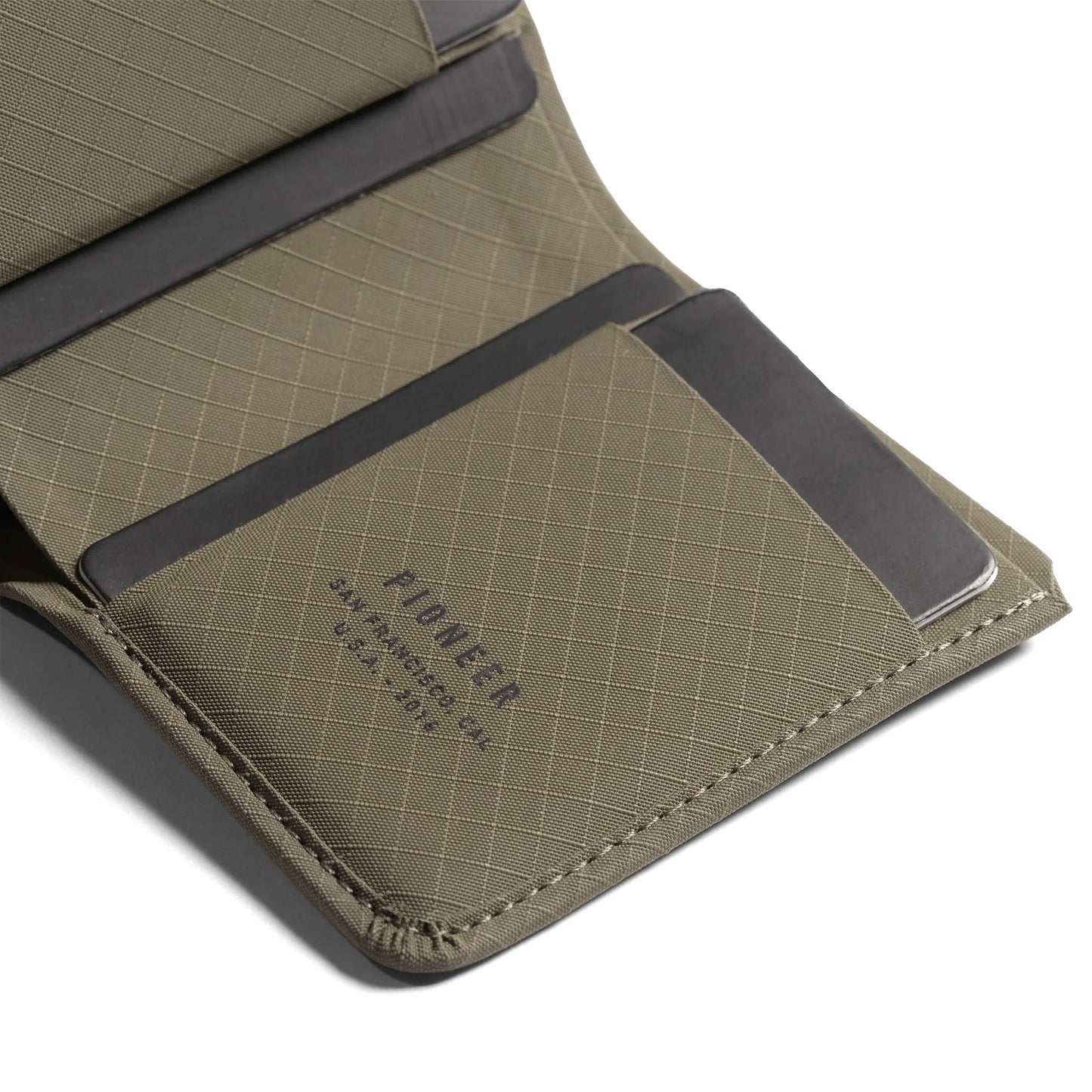 Pioneer Altitude Billfold, Earth 3XD™