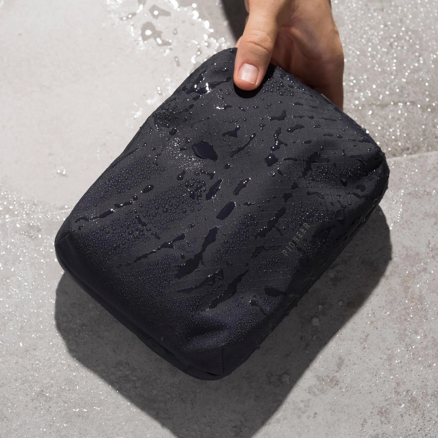 Pioneer Global Pouch, Navy 3XD™