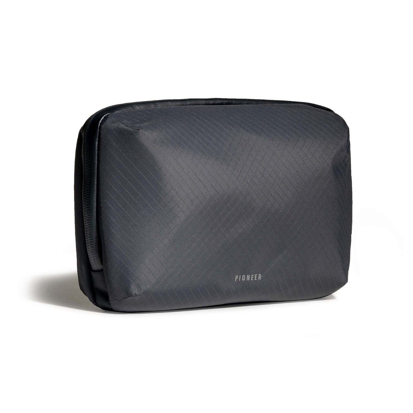 Pioneer Global XL Pouch, Navy 3XD™