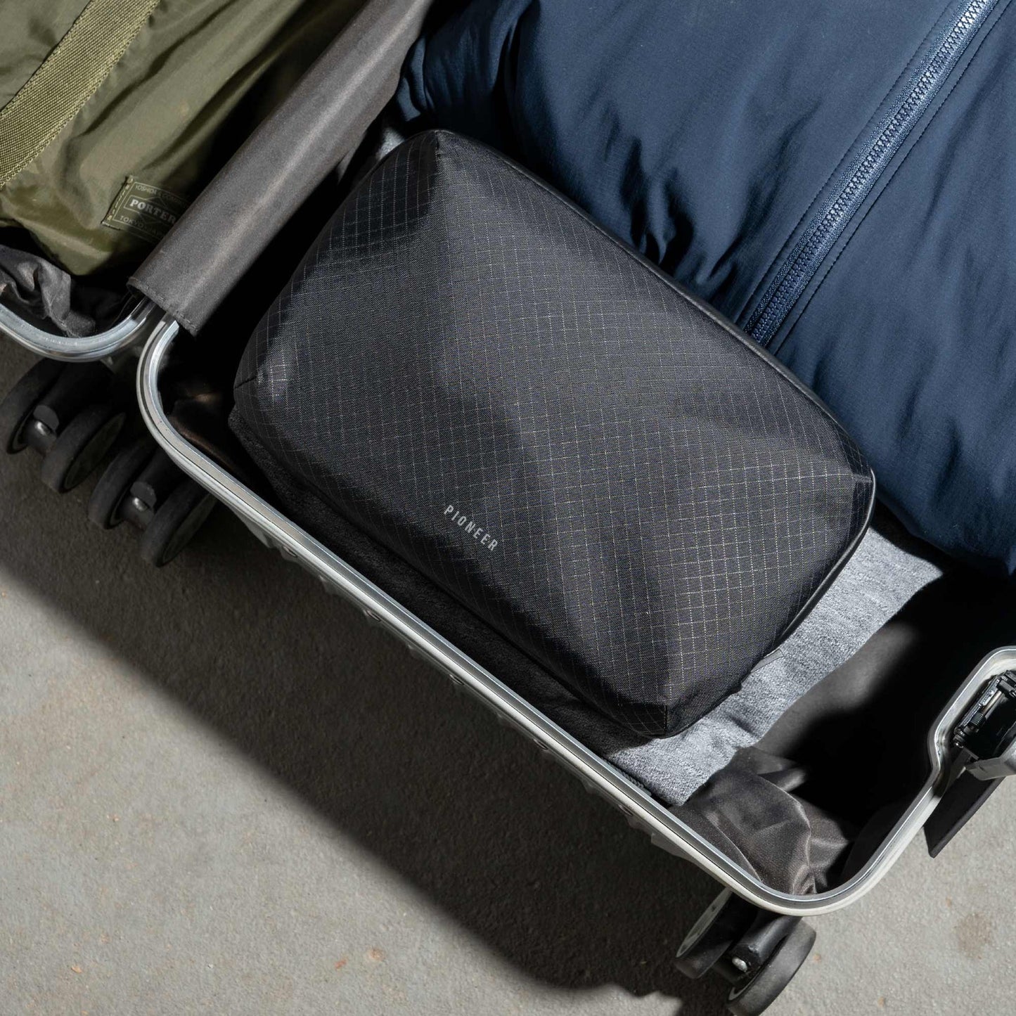 Pioneer Global XL Pouch, Onyx 10XD™