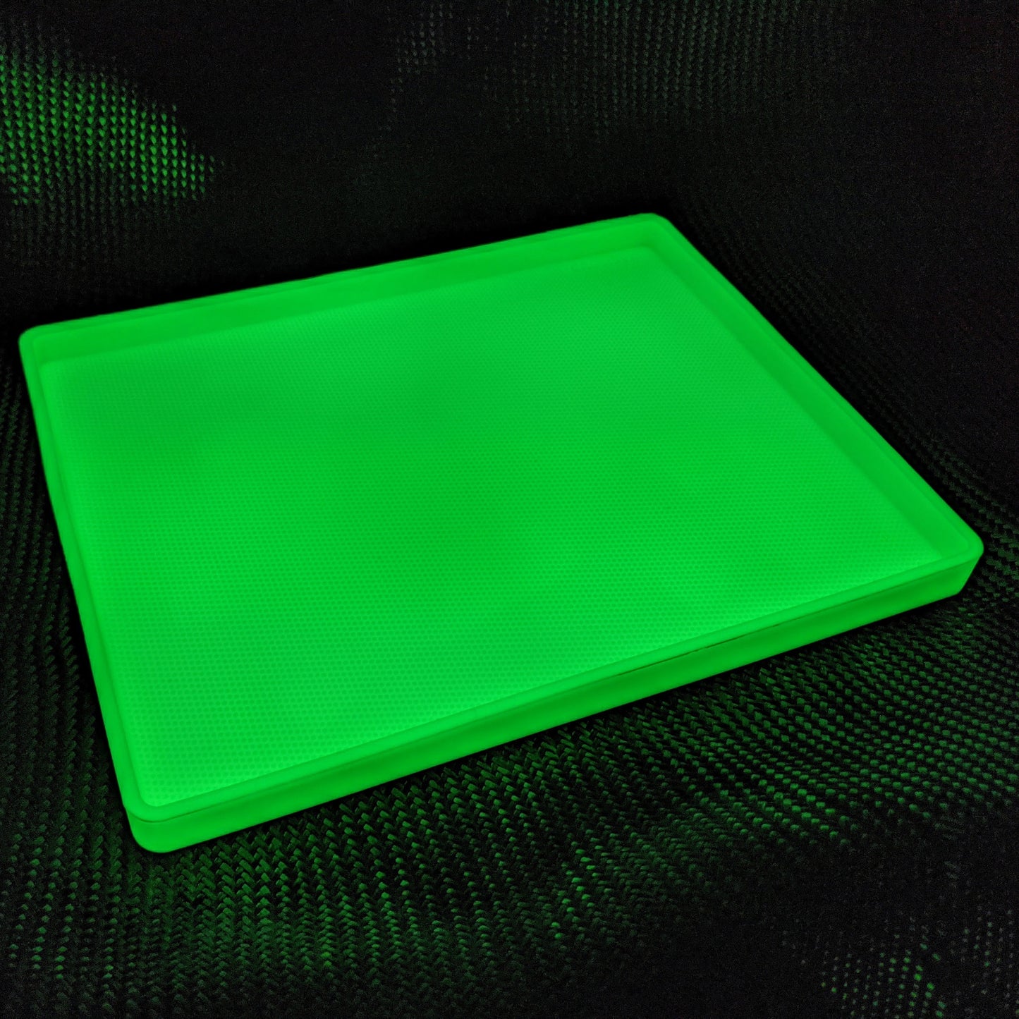 CountyComm Glow Jumbo Parts Tray - Non Slip
