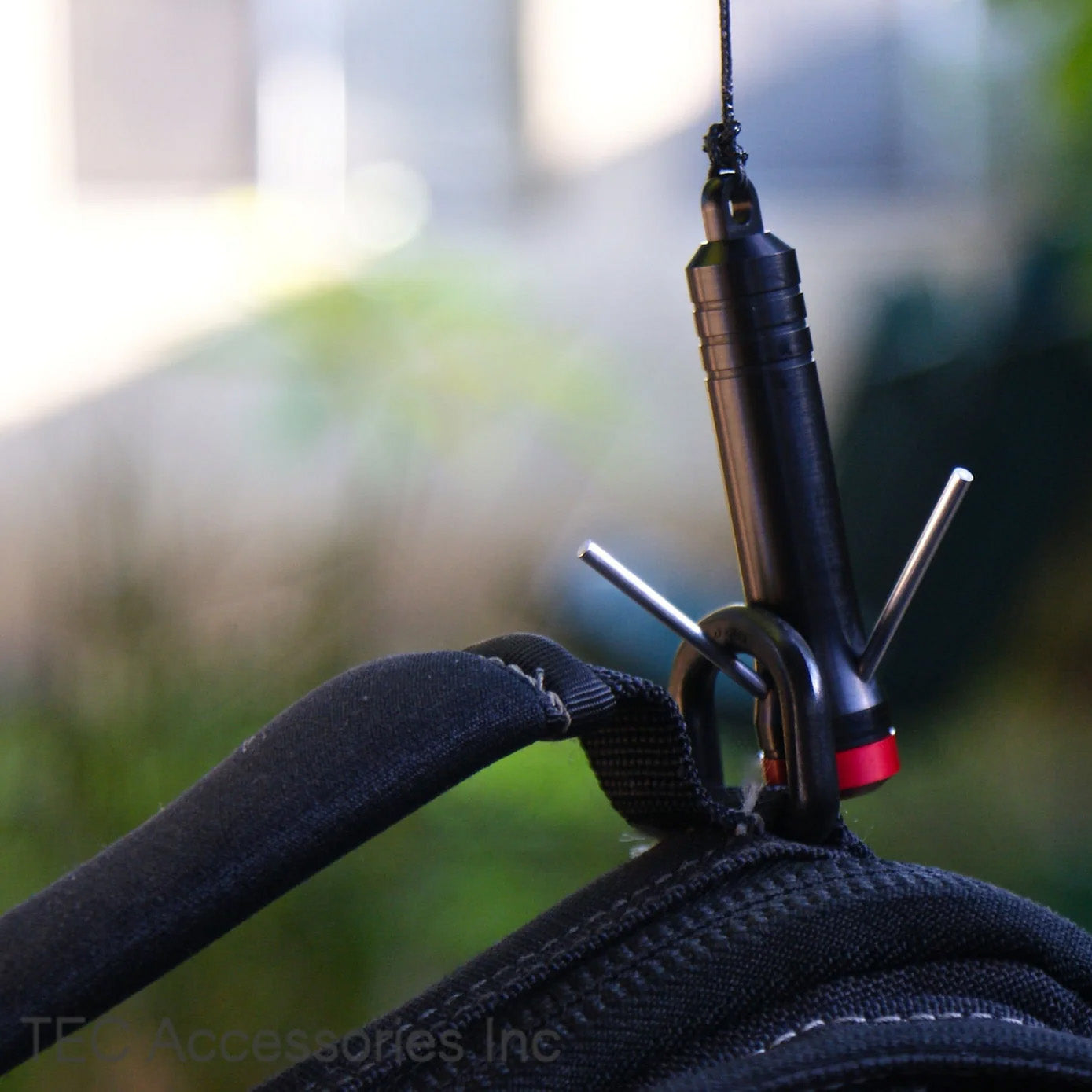 TEC-Accessoires RETREEV Compact Retrieval Tool, Red-Black Anodized