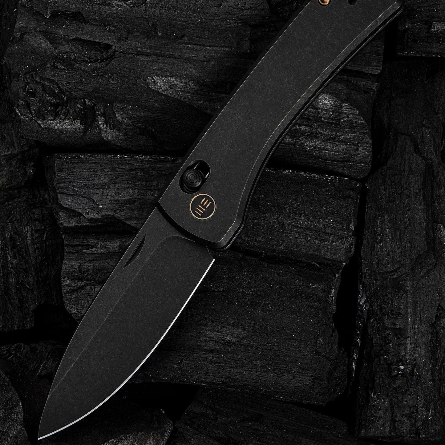 WEKNIFE Nightblade, Black Titanium / Black Stonewashed