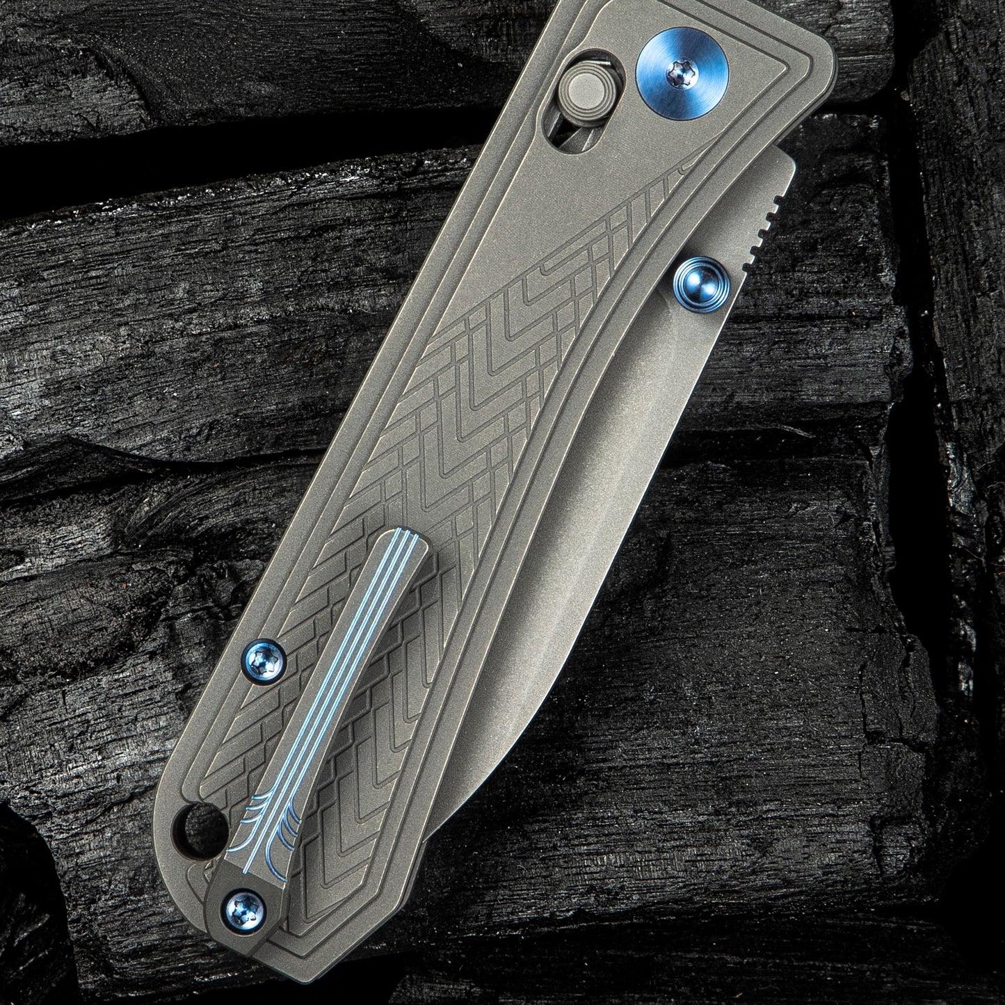 WEKNIFE Bougie Banter, Upscale Art Deco Gray Titanium / Gray Stonewashed