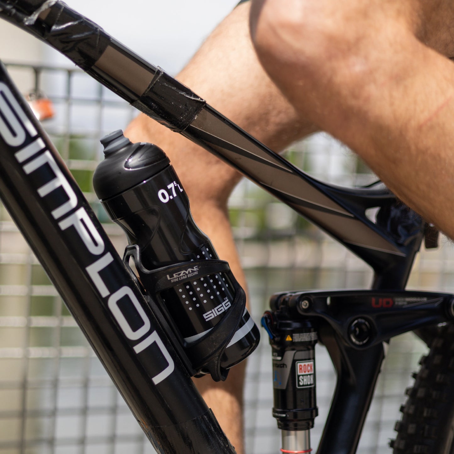 SIGG Water Bottle Pulsar 0.75L, Black