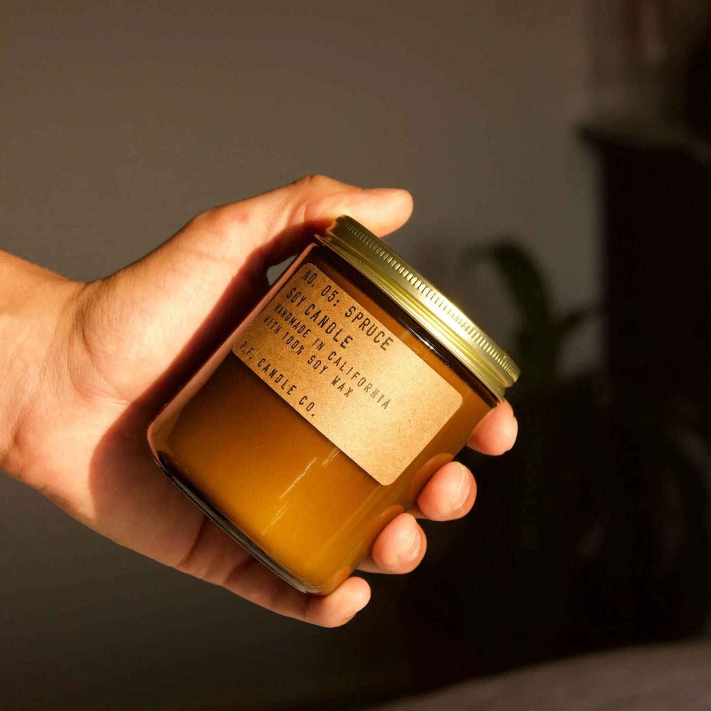 P.F. Candle Co. Duftlys, Spruce (limited edition)